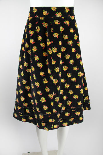Black velvet floral pattern 70s A-line skirt with ribbon trim - M